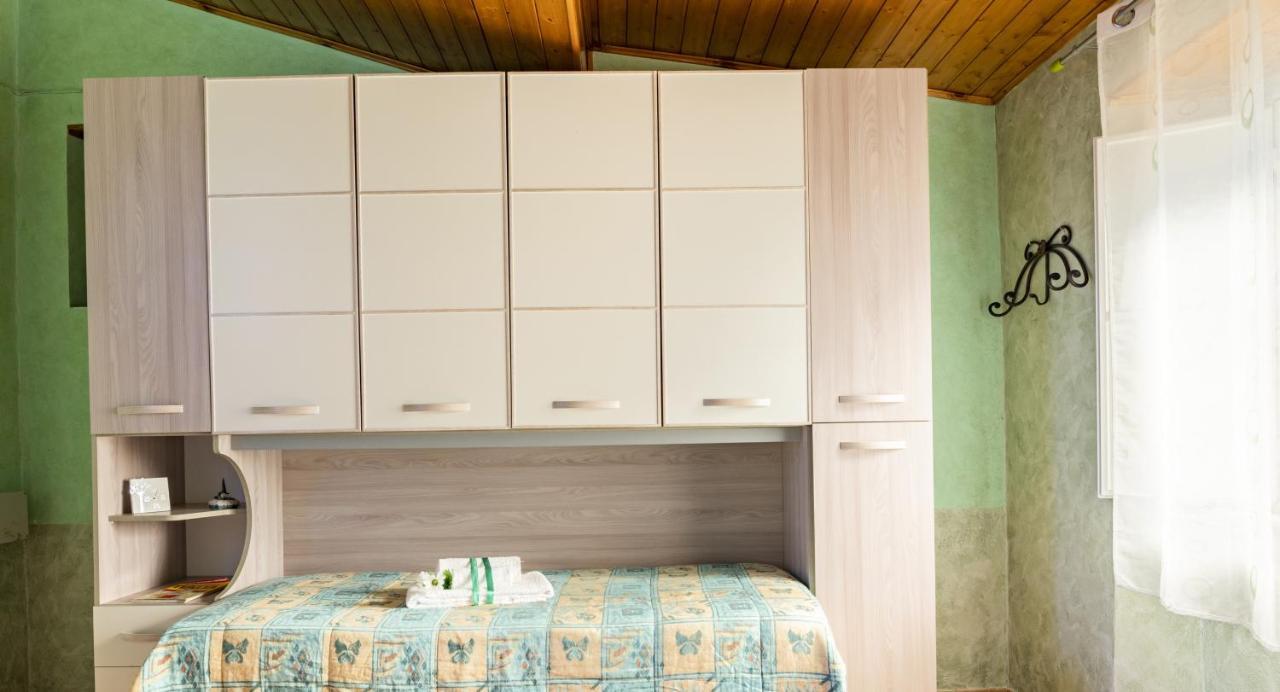 פיידימונטה אטנאו Villa Laura מראה חיצוני תמונה